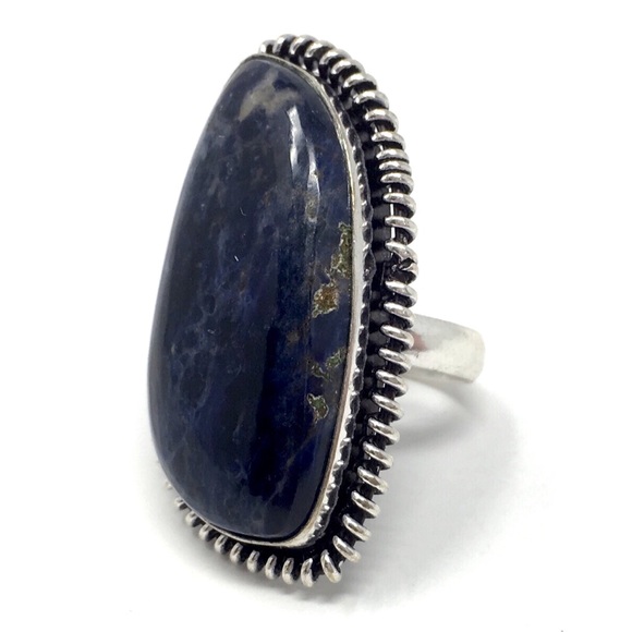 Vintage Jewelry - Sterling Silver Lapis Ring